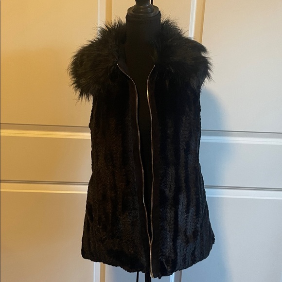 Marc New York Black Faux Fur Vest Size Medium - Picture 1 of 9